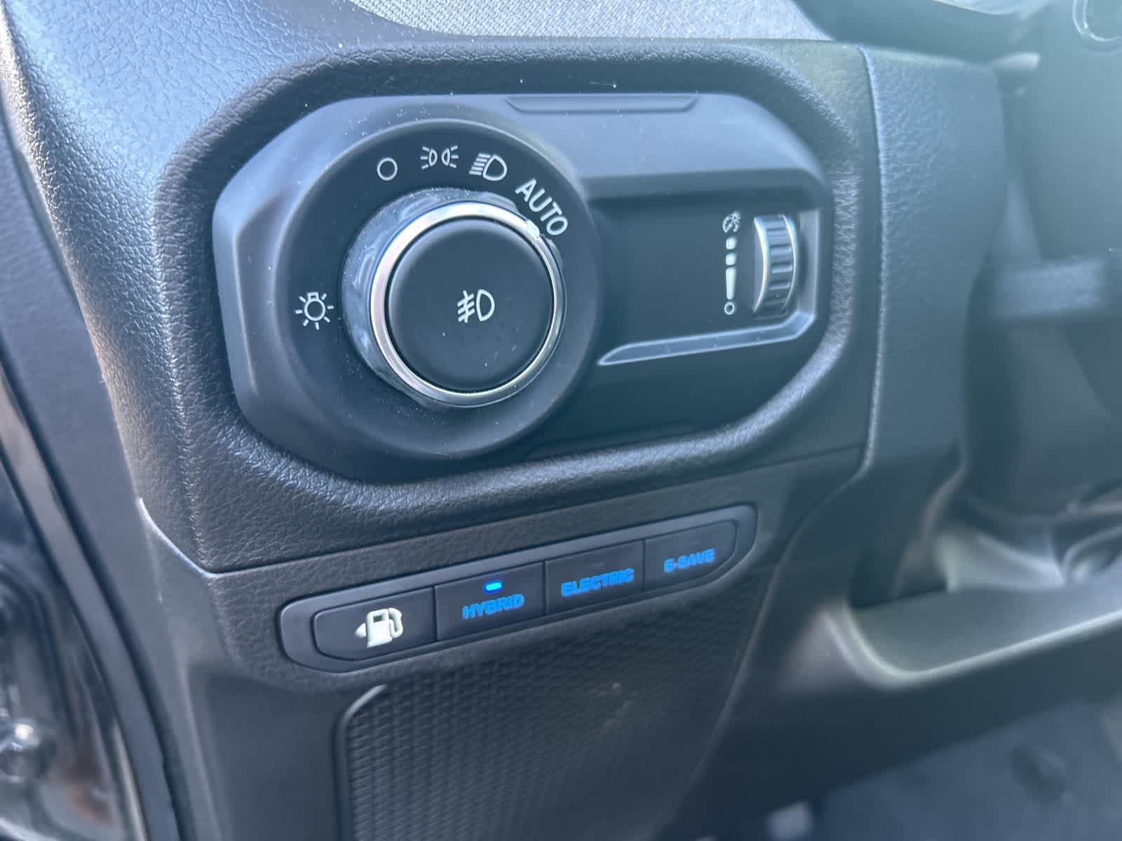 Thumbnail: 2024 Jeep Wrangler - 35