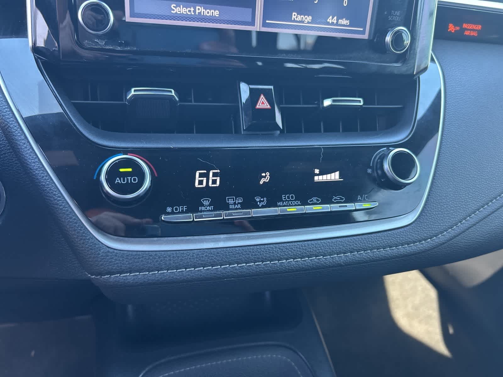 Thumbnail: 2019 Toyota Corolla - 27