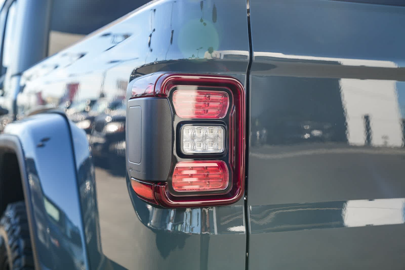 Thumbnail: 2026 Jeep Gladiator - 7