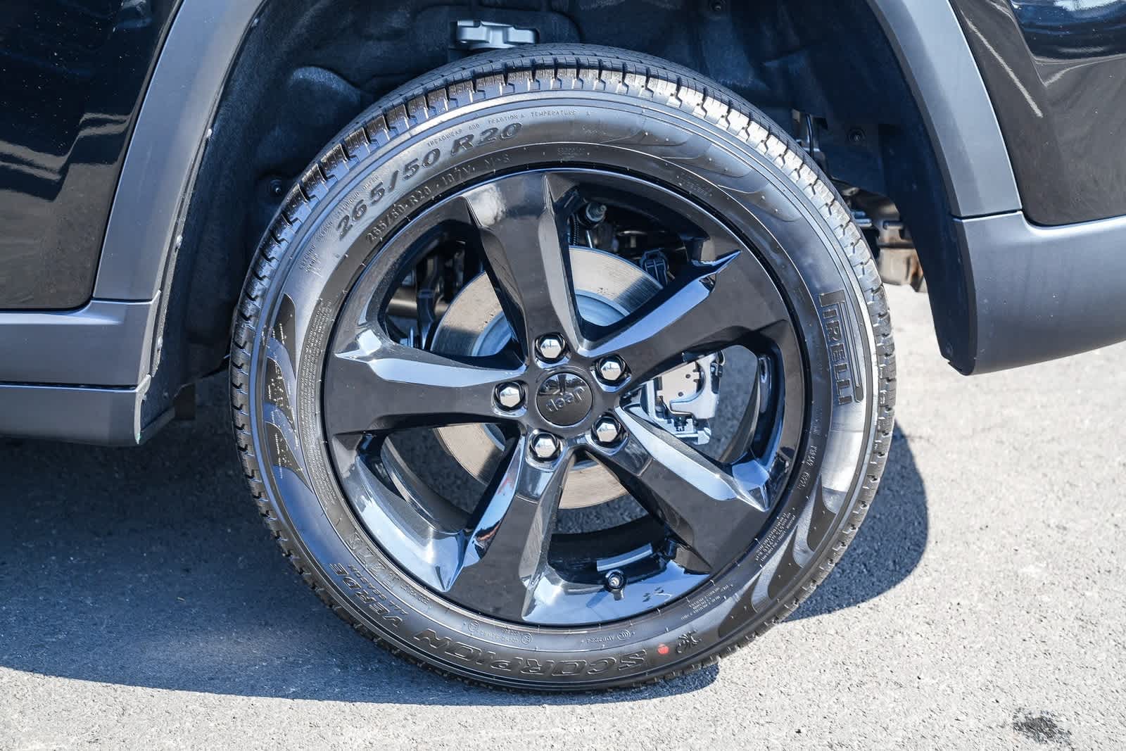 Thumbnail: 2025 Jeep Grand Cherokee - 10