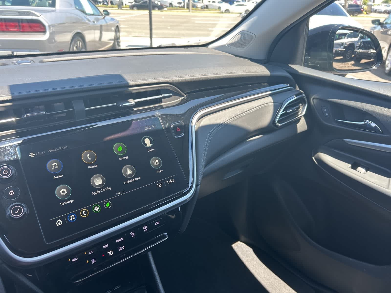 Thumbnail: 2022 Chevrolet Bolt EUV - 42