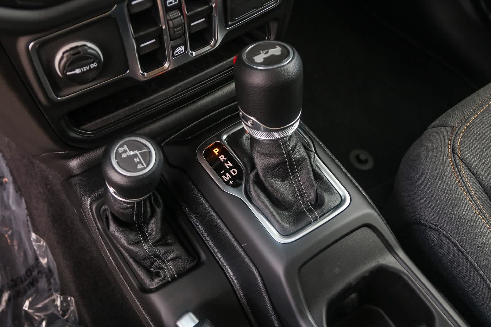 Thumbnail: 2025 Jeep Wrangler - 24