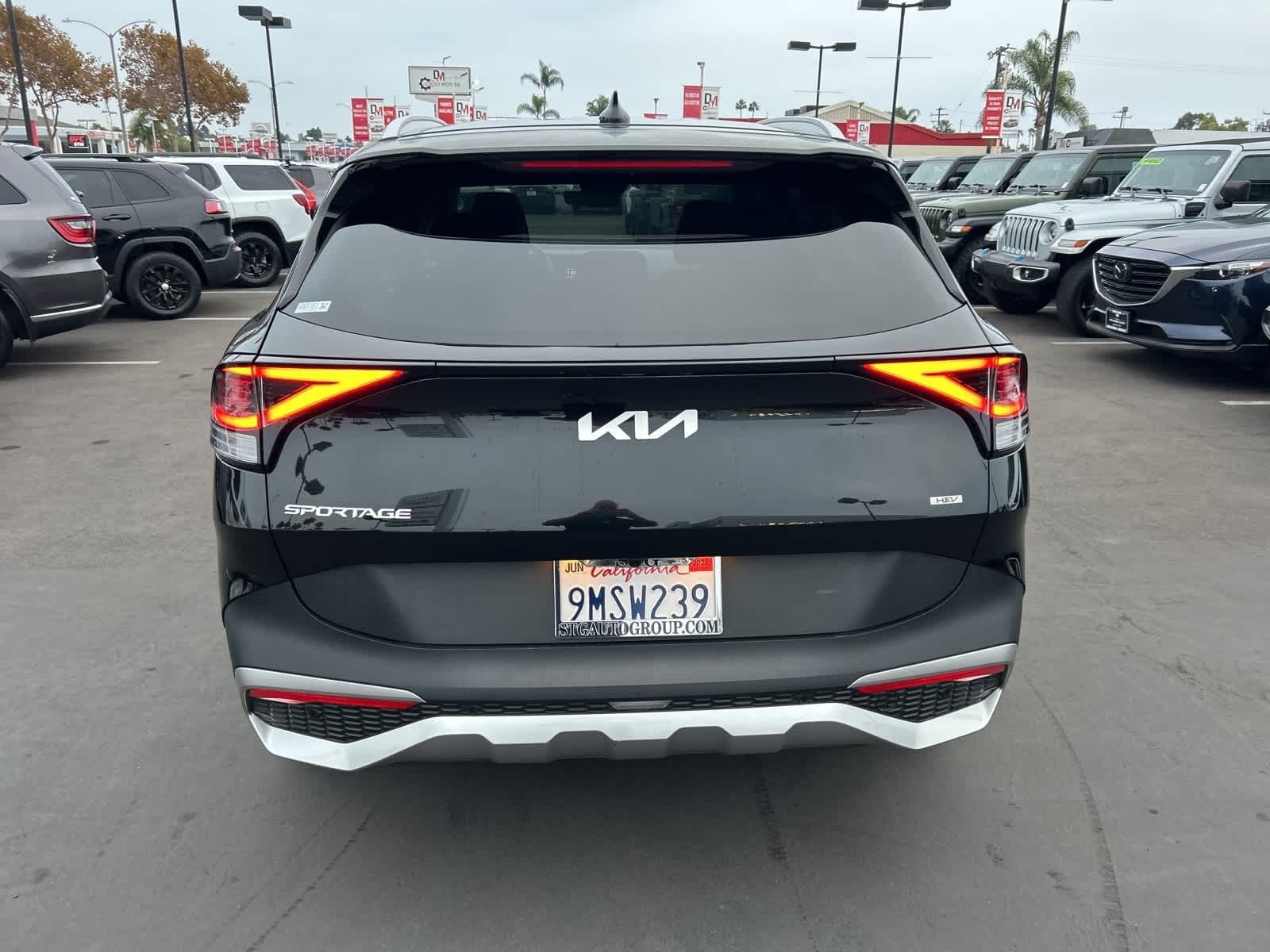 Thumbnail: 2023 Kia Sportage - 4