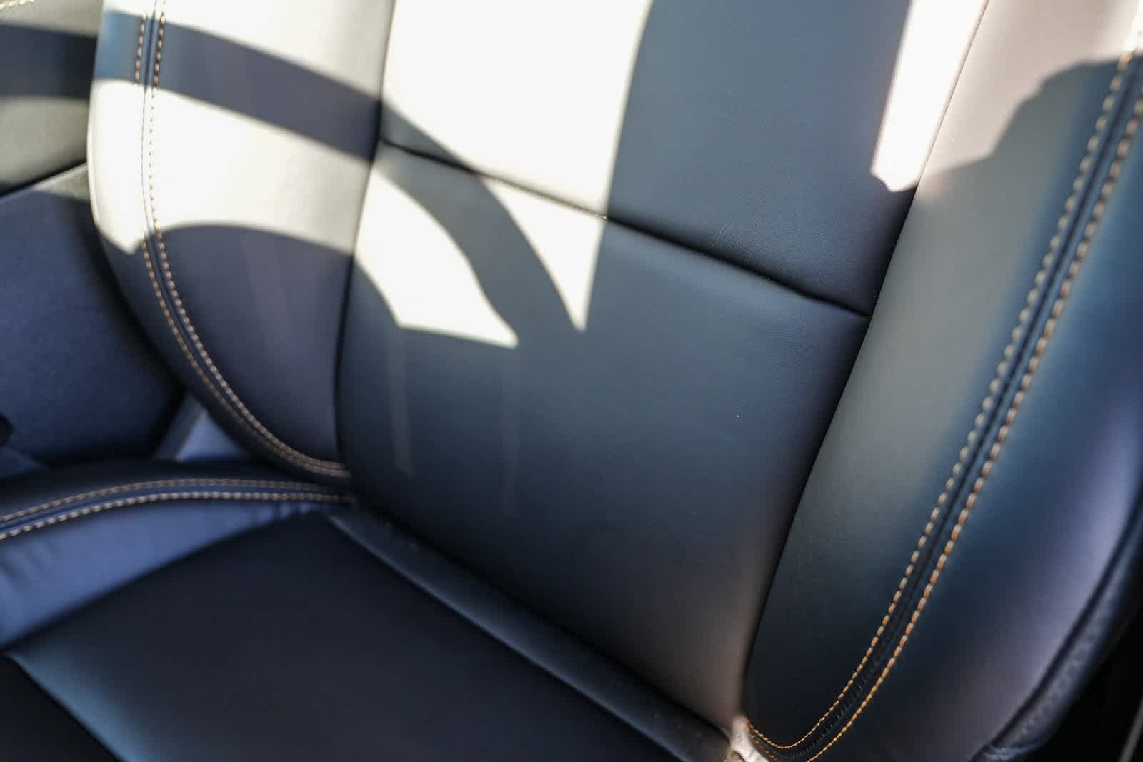 Thumbnail: 2025 Jeep Wrangler - 25