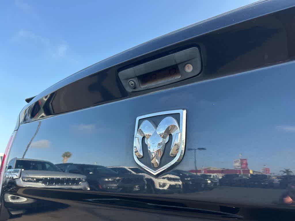 2014 RAM 1500 Laramie 18
