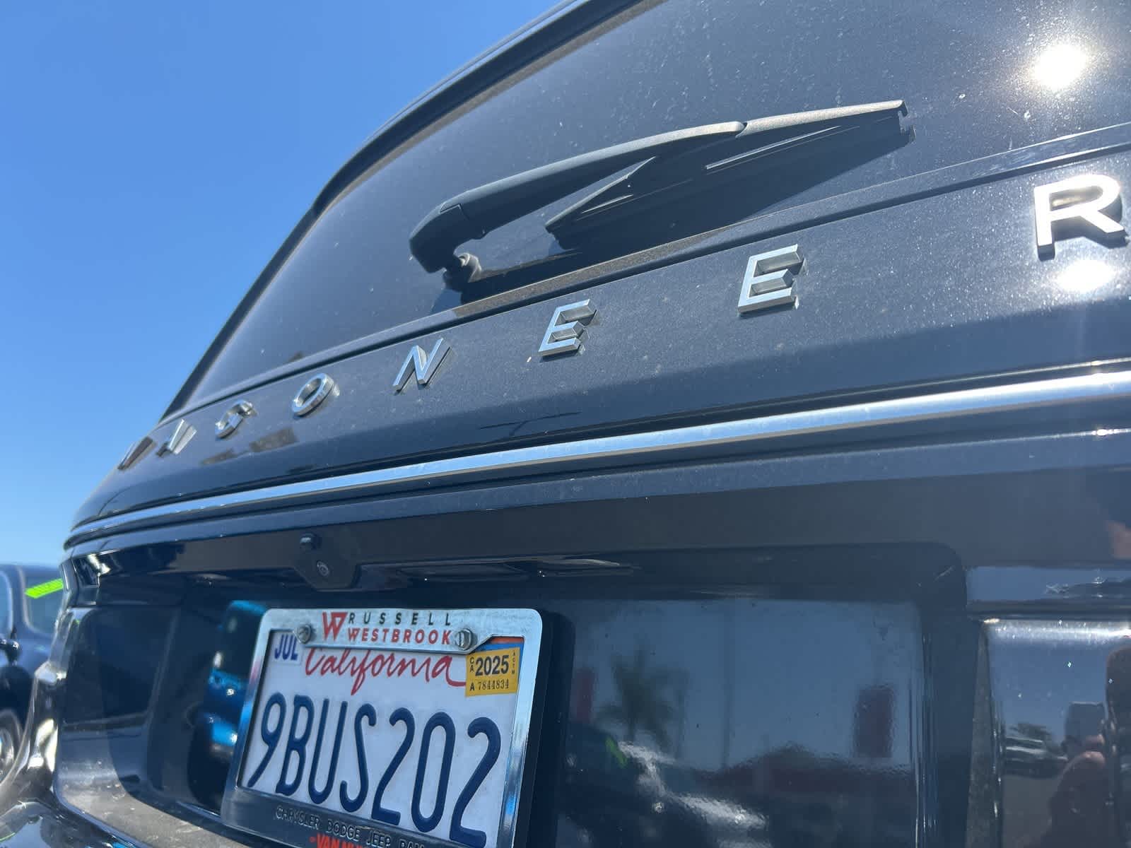 Thumbnail: 2022 Jeep Wagoneer - 15