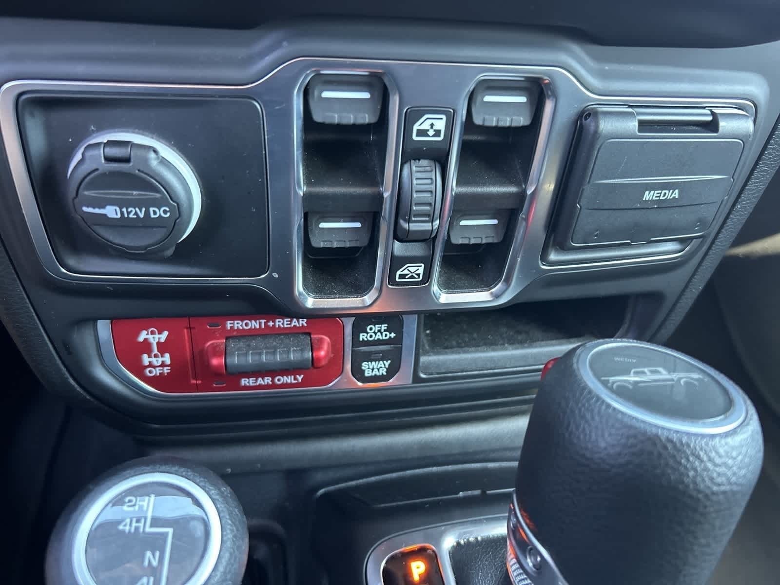 Thumbnail: 2021 Jeep Gladiator - 35