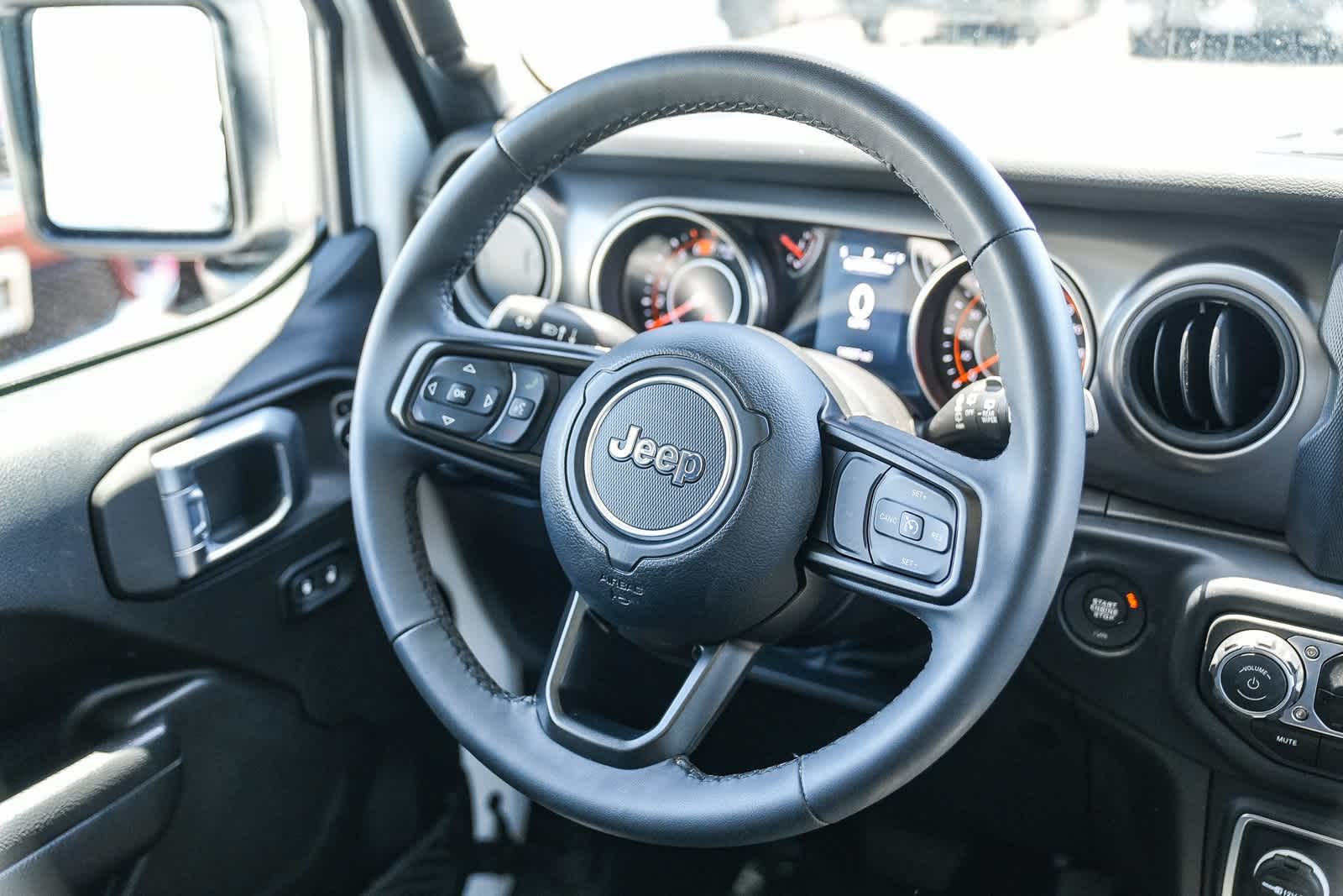 Thumbnail: 2023 Jeep Wrangler - 15
