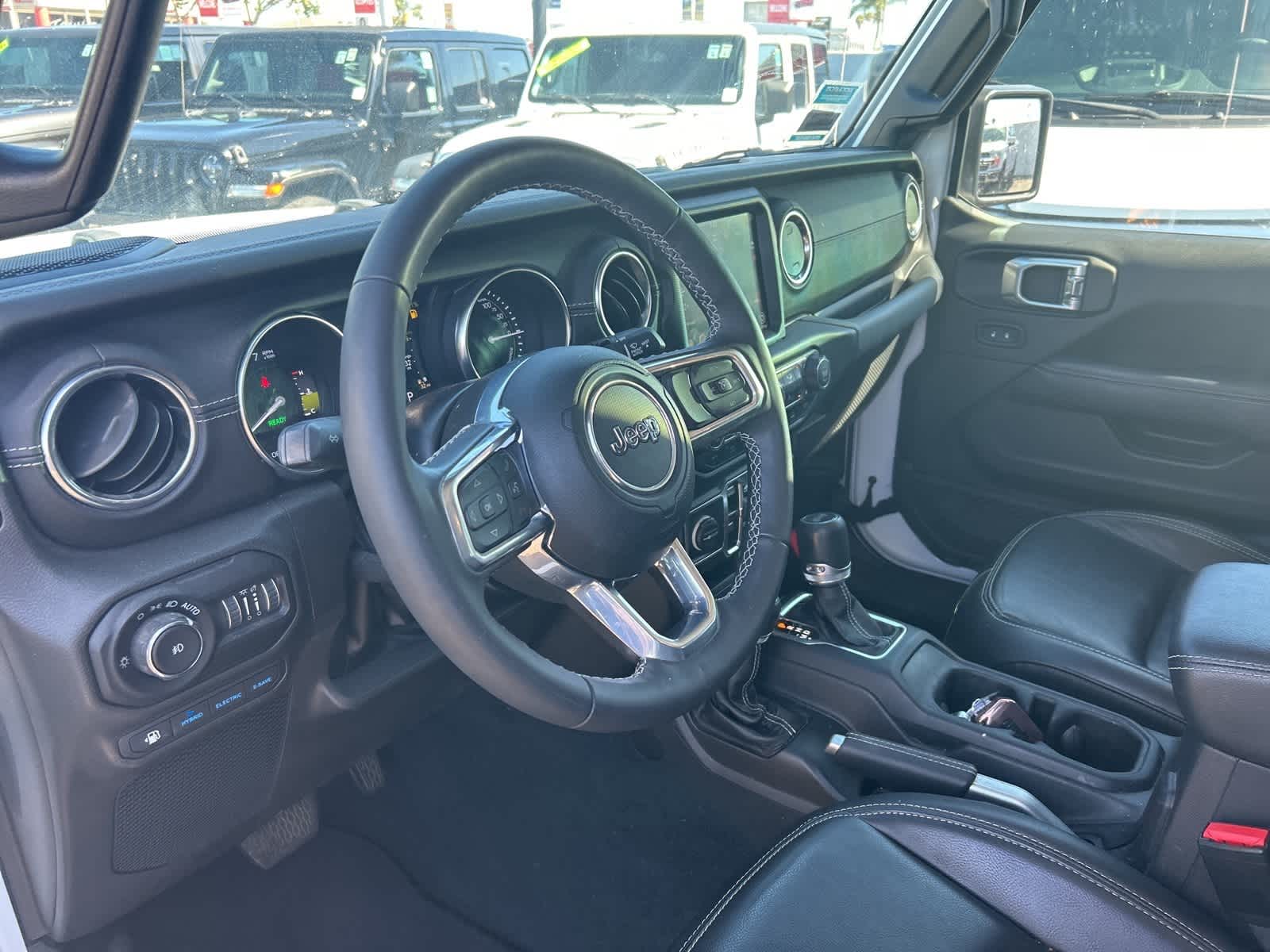 Thumbnail: 2022 Jeep Wrangler - 24