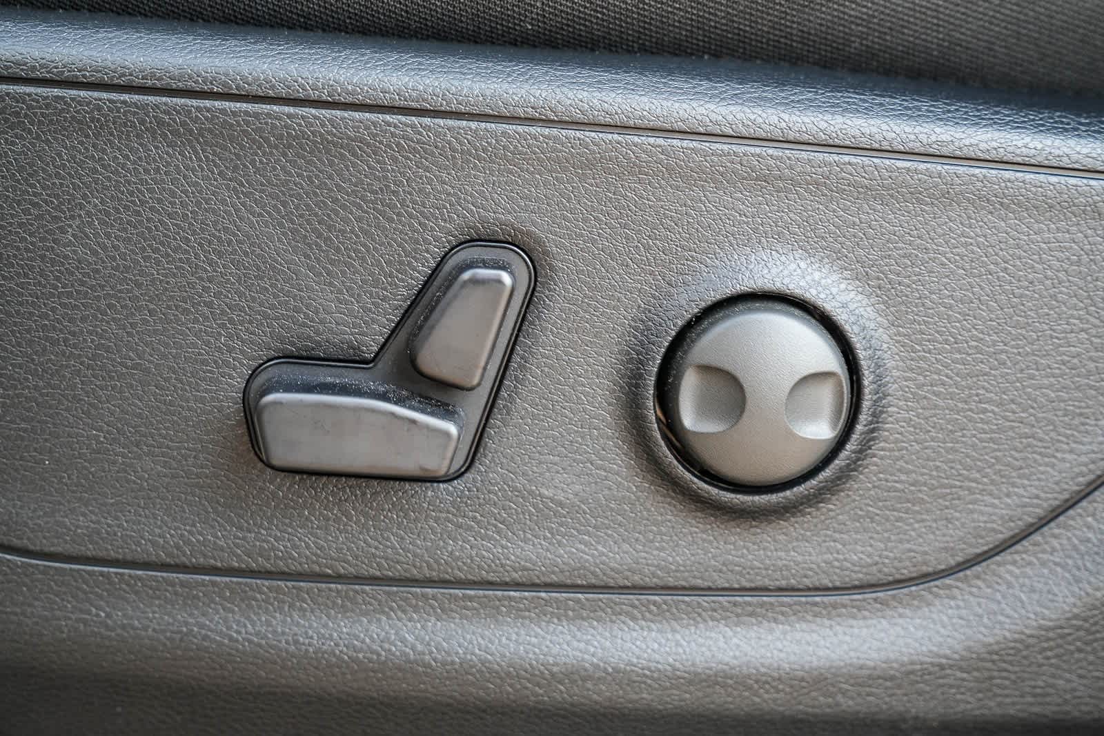 Thumbnail: 2026 RAM 1500 - 22