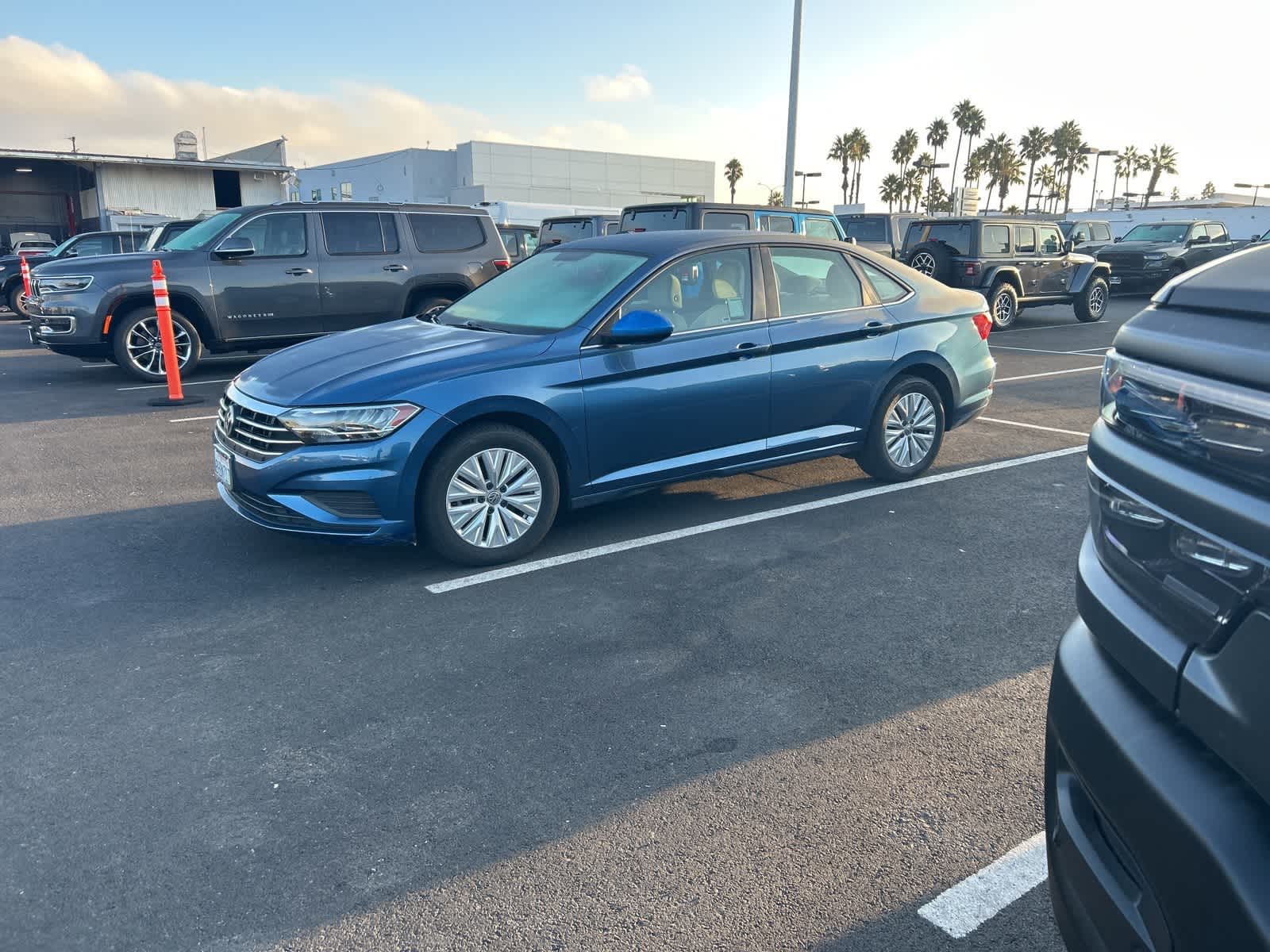 Thumbnail: 2019 Volkswagen Jetta - 8