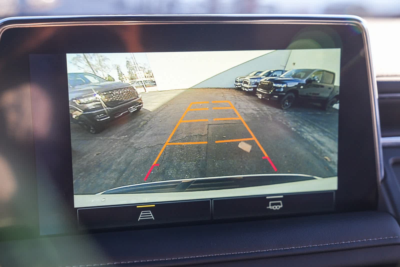 Thumbnail: 2024 Chevrolet Tahoe - 20