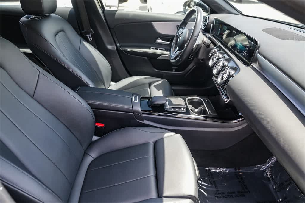 Thumbnail: 2022 Mercedes-Benz A-Class - 15