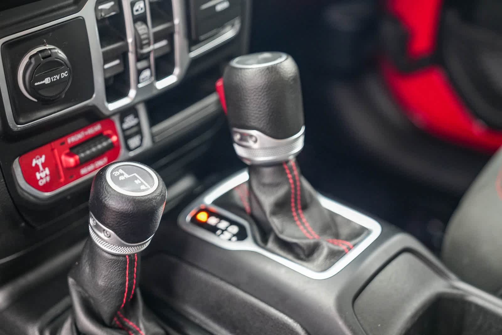 Thumbnail: 2021 Jeep Wrangler - 18