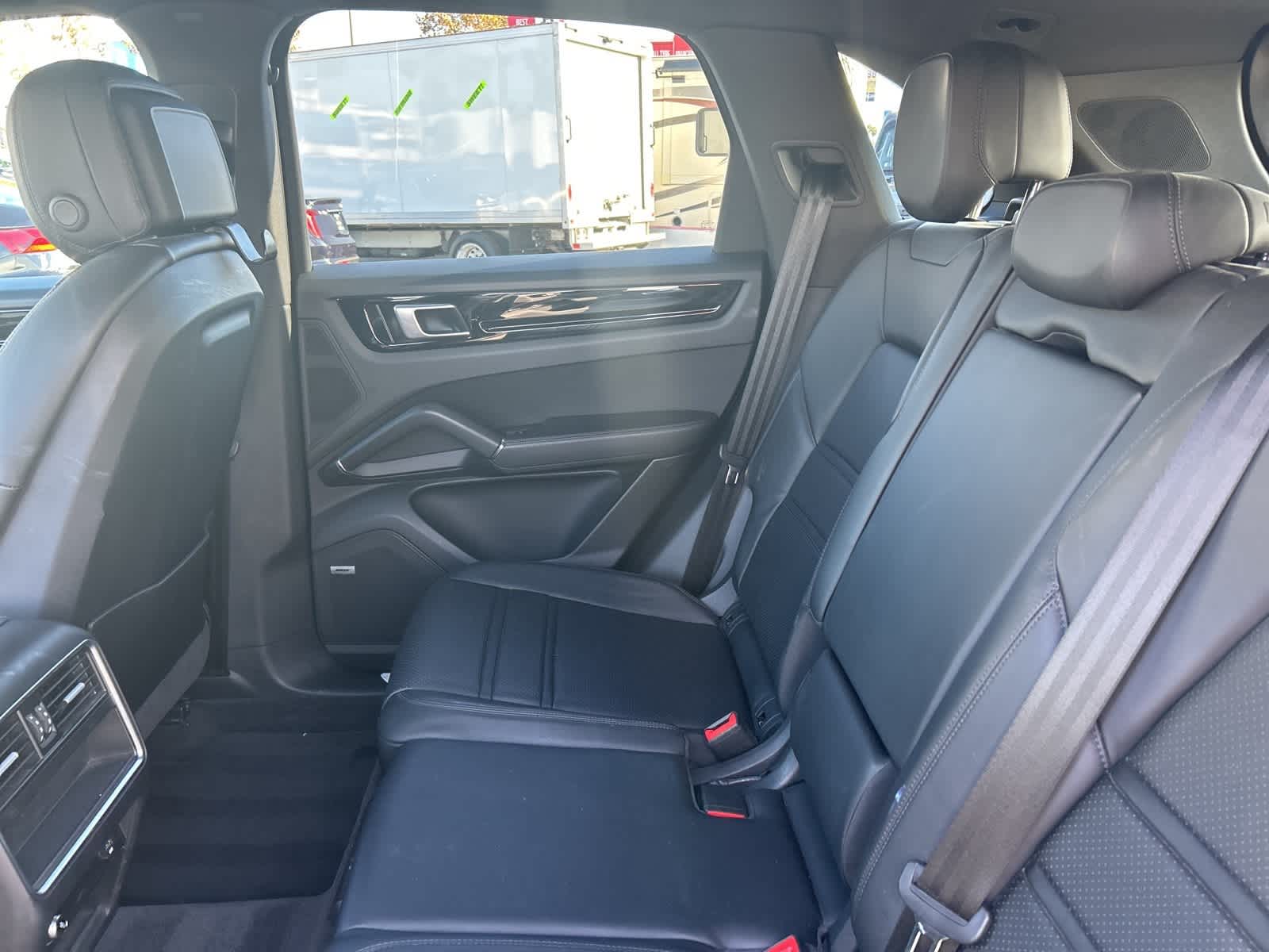 Thumbnail: 2019 Porsche Cayenne - 21