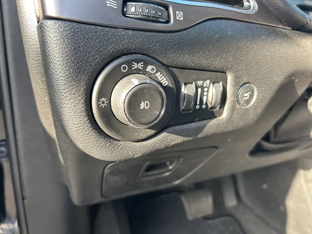 2019 Jeep Cherokee Limited Edition 21