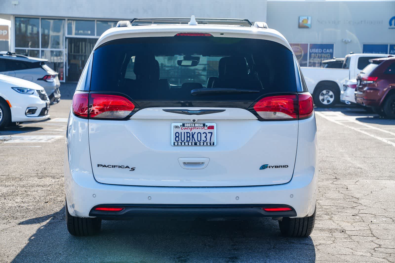 Thumbnail: 2020 Chrysler Pacifica - 5