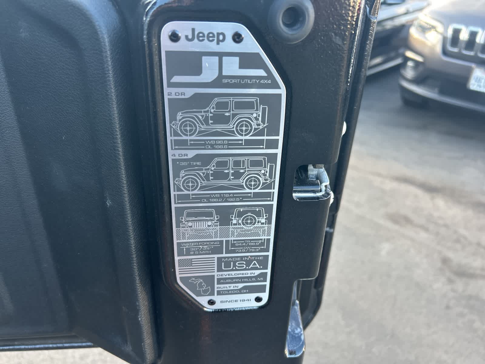 Thumbnail: 2024 Jeep Wrangler - 31
