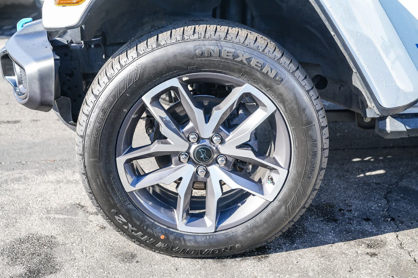 Thumbnail: 2024 Jeep Wrangler - 9