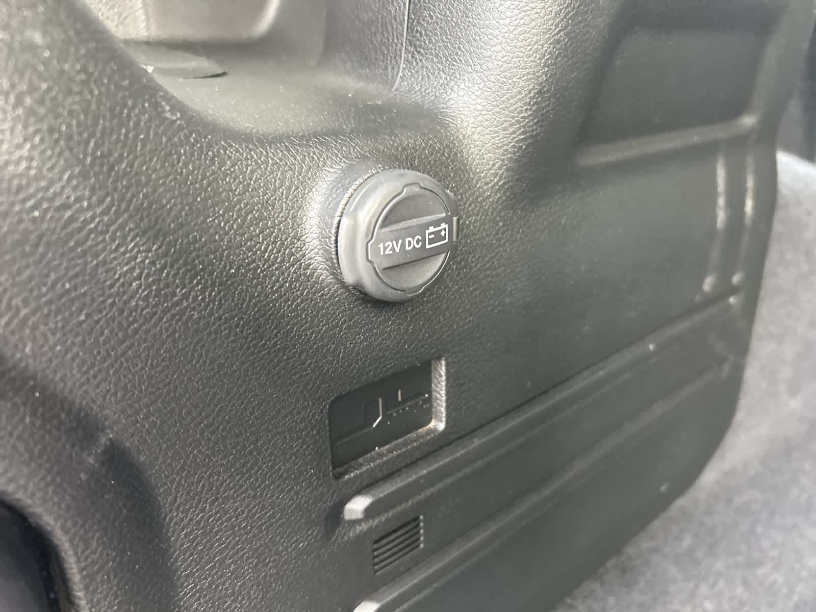 Thumbnail: 2020 Jeep Wrangler - 37
