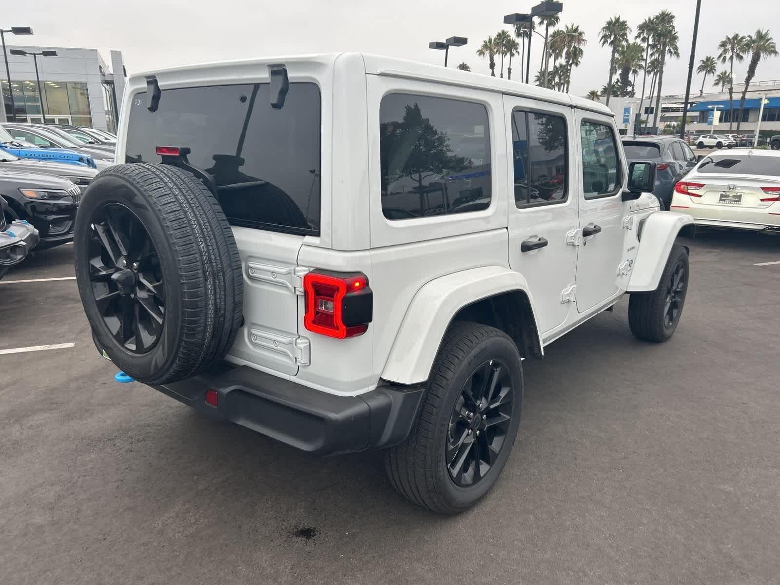 Thumbnail: 2024 Jeep Wrangler - 5