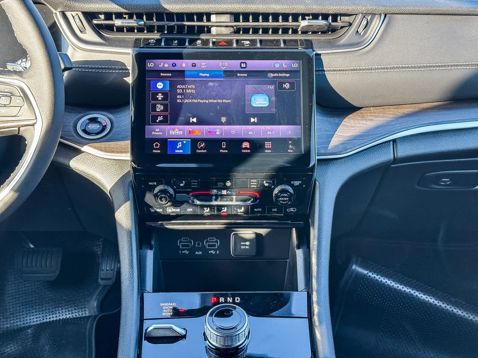 Thumbnail: 2025 Jeep Grand Cherokee - 13