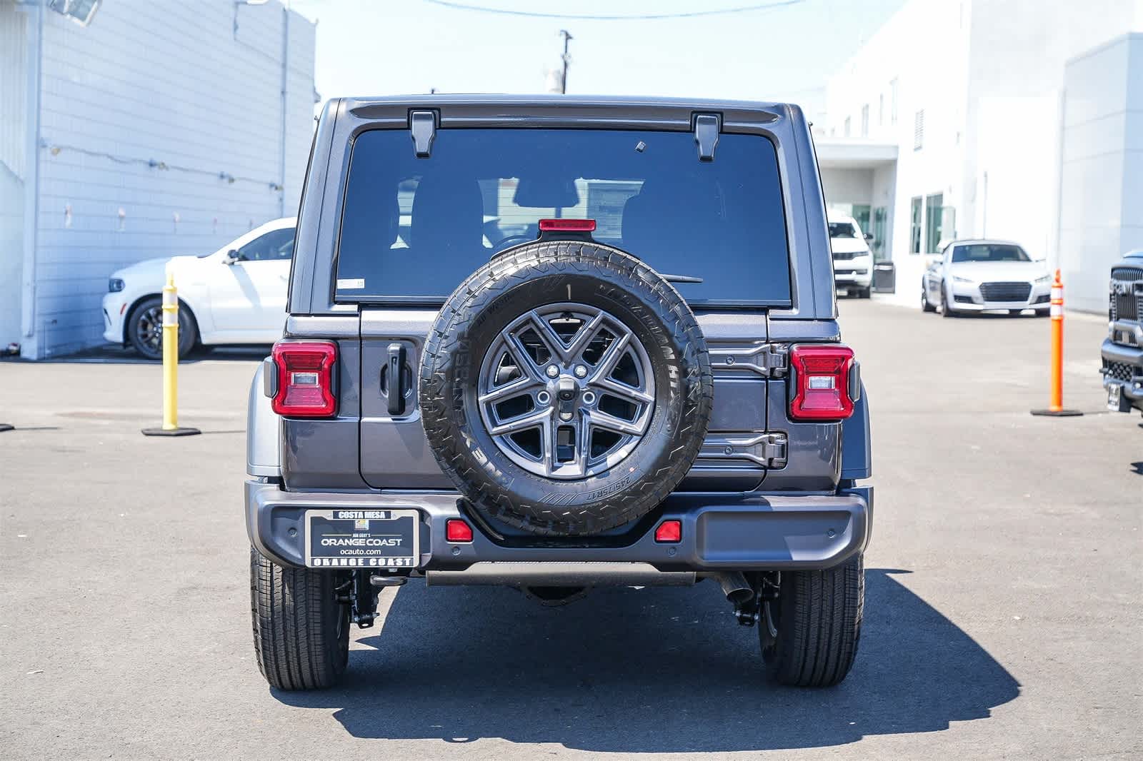 Thumbnail: 2025 Jeep Wrangler - 5