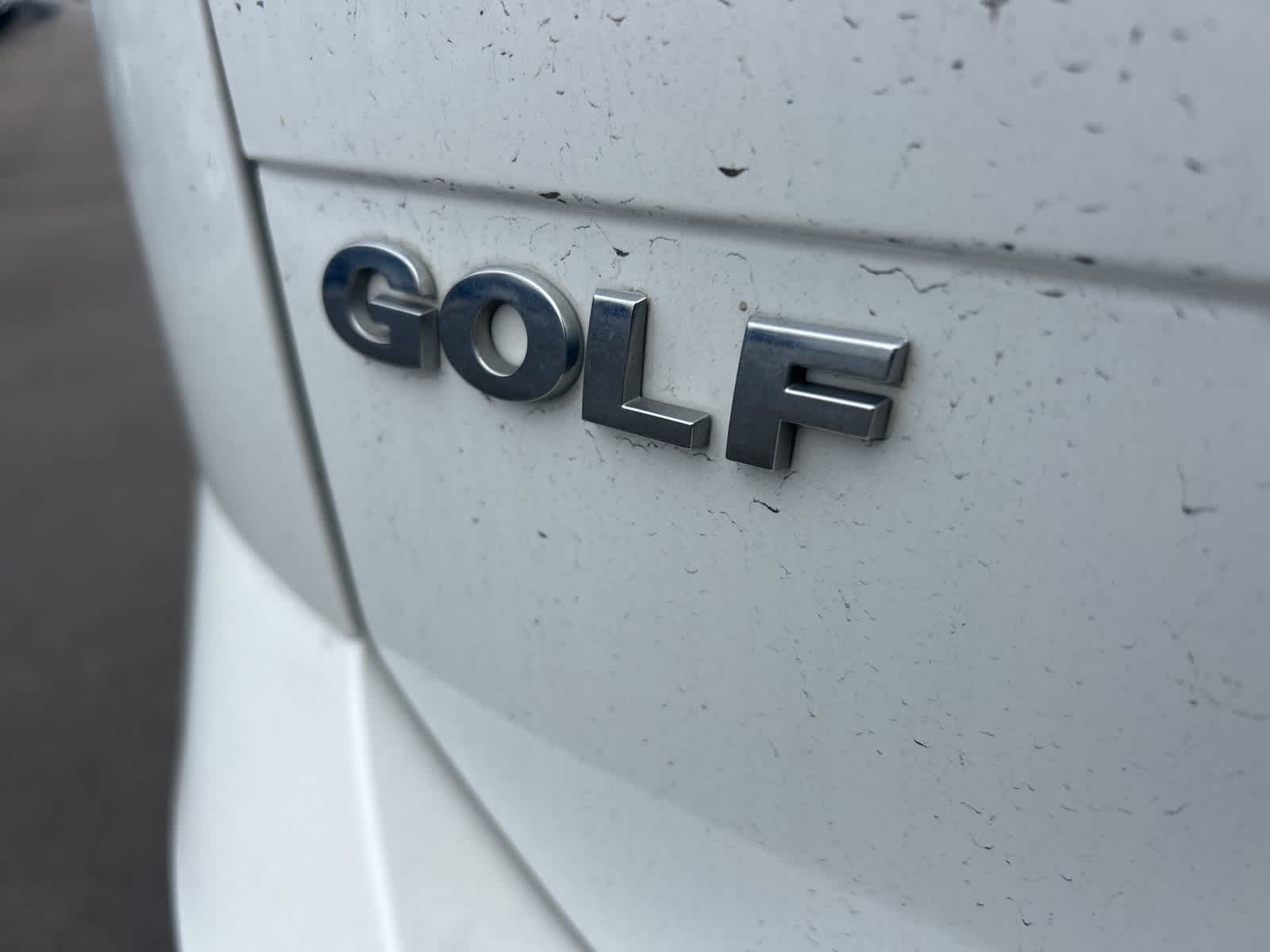 Thumbnail: 2016 Volkswagen e-Golf - 17