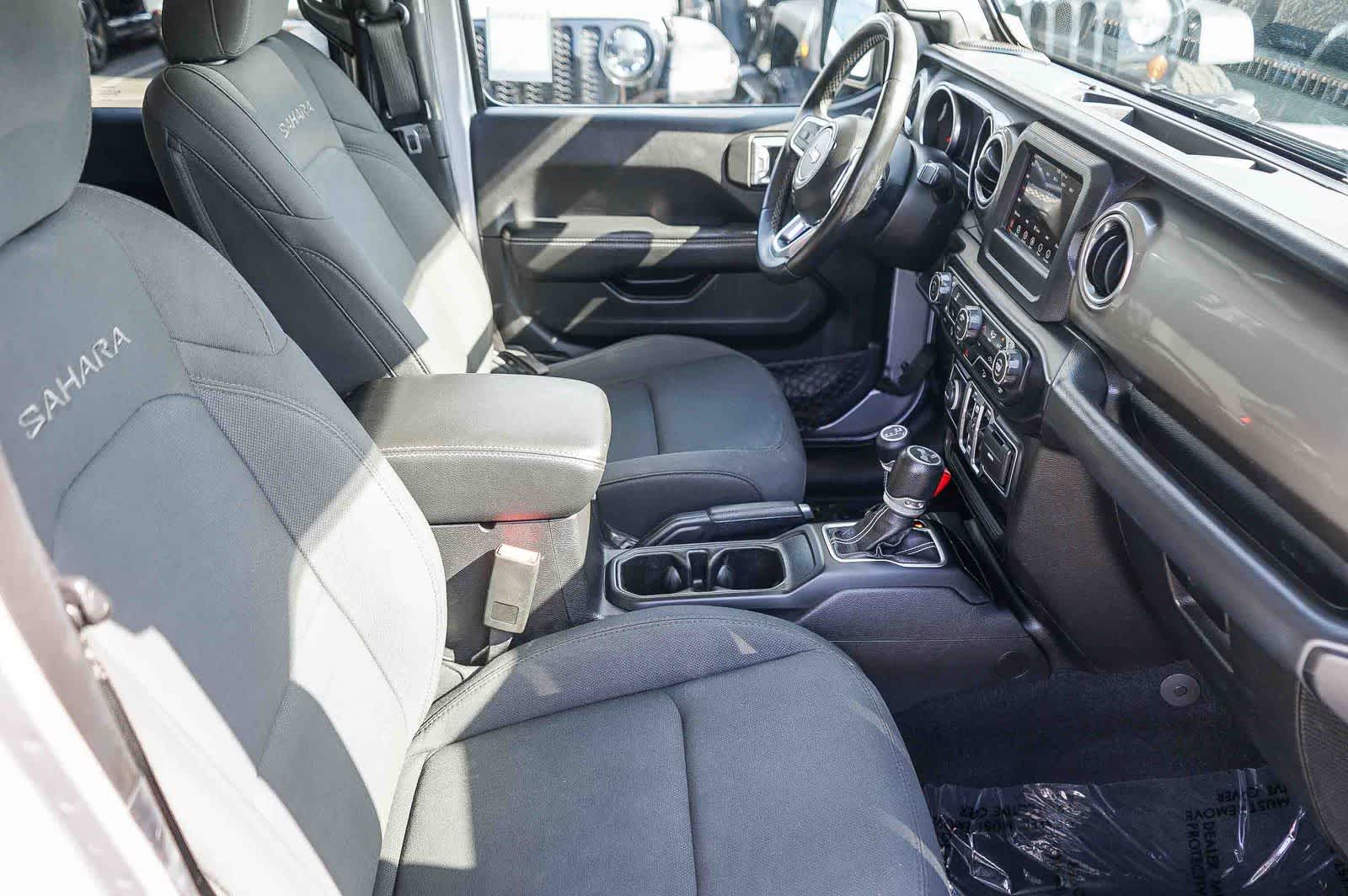 Thumbnail: 2020 Jeep Wrangler - 15