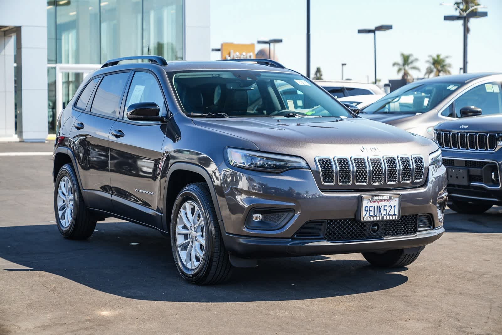 Thumbnail: 2022 Jeep Cherokee - 3