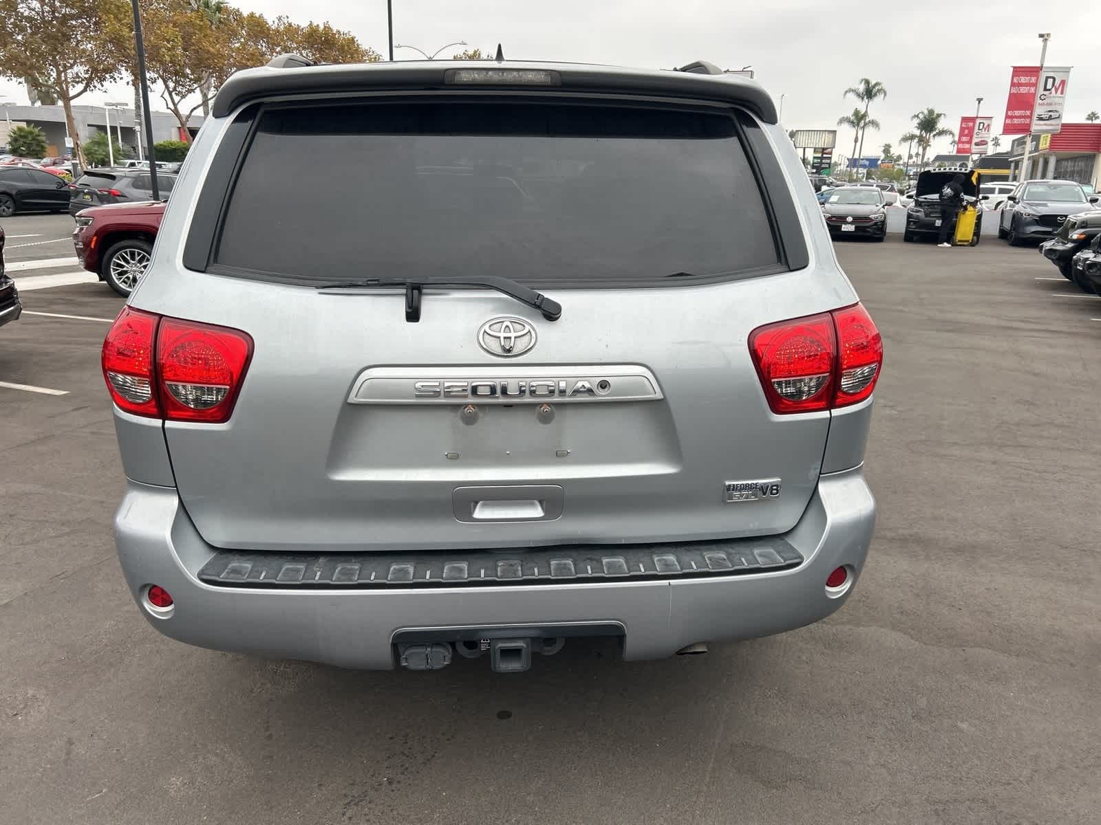 Thumbnail: 2015 Toyota Sequoia - 5