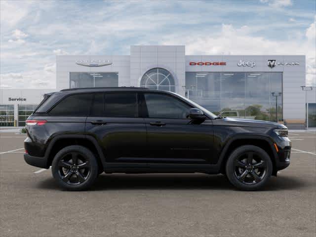 Thumbnail: 2025 Jeep Grand Cherokee - 36