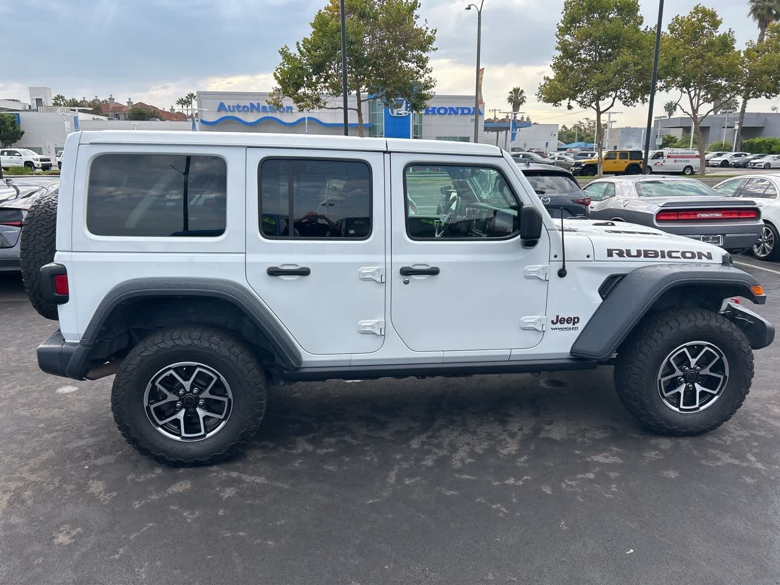 Thumbnail: 2019 Jeep Wrangler - 6