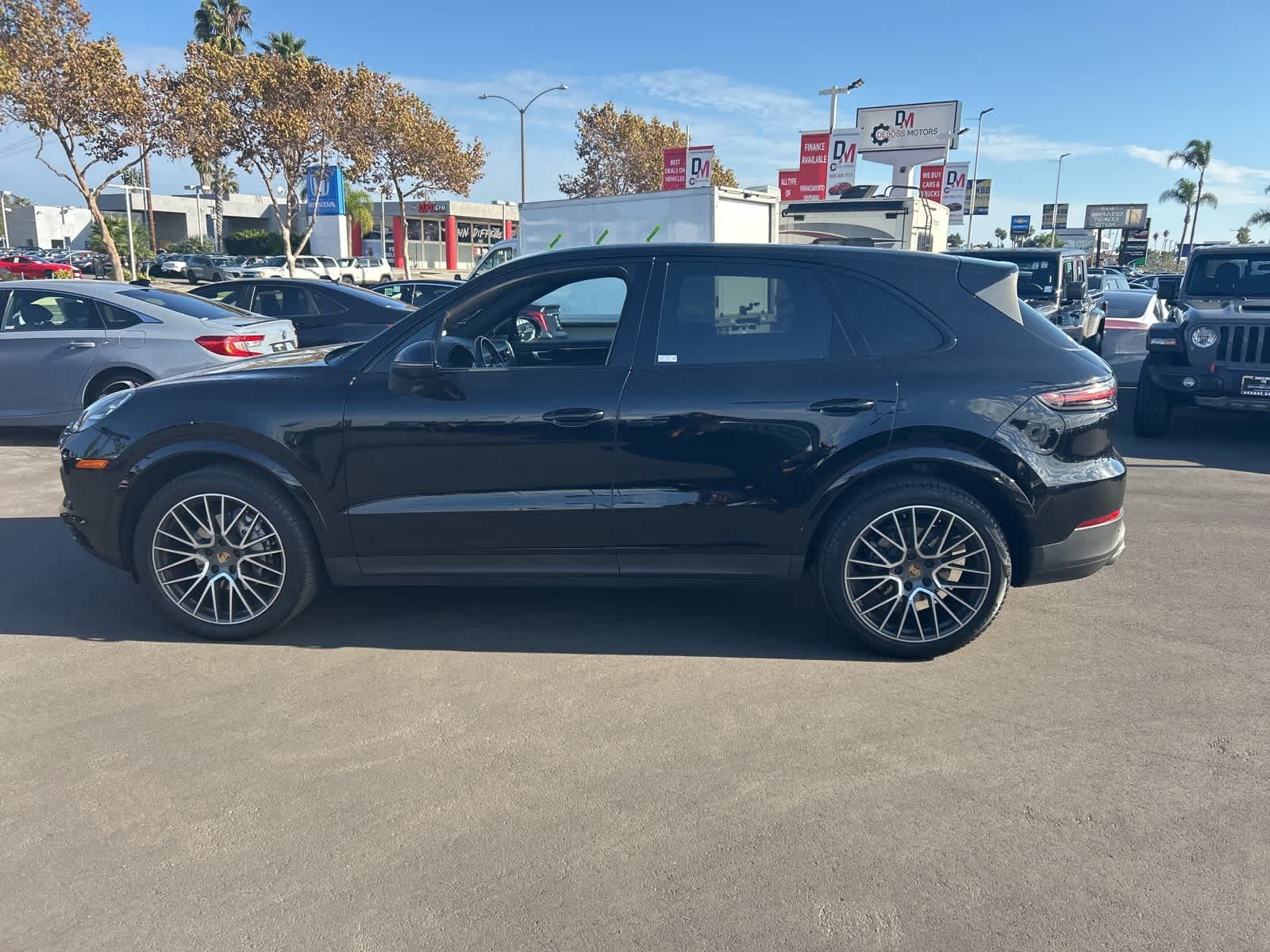 Thumbnail: 2019 Porsche Cayenne - 3