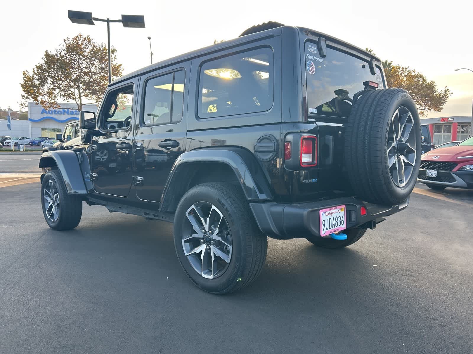 Thumbnail: 2024 Jeep Wrangler - 4