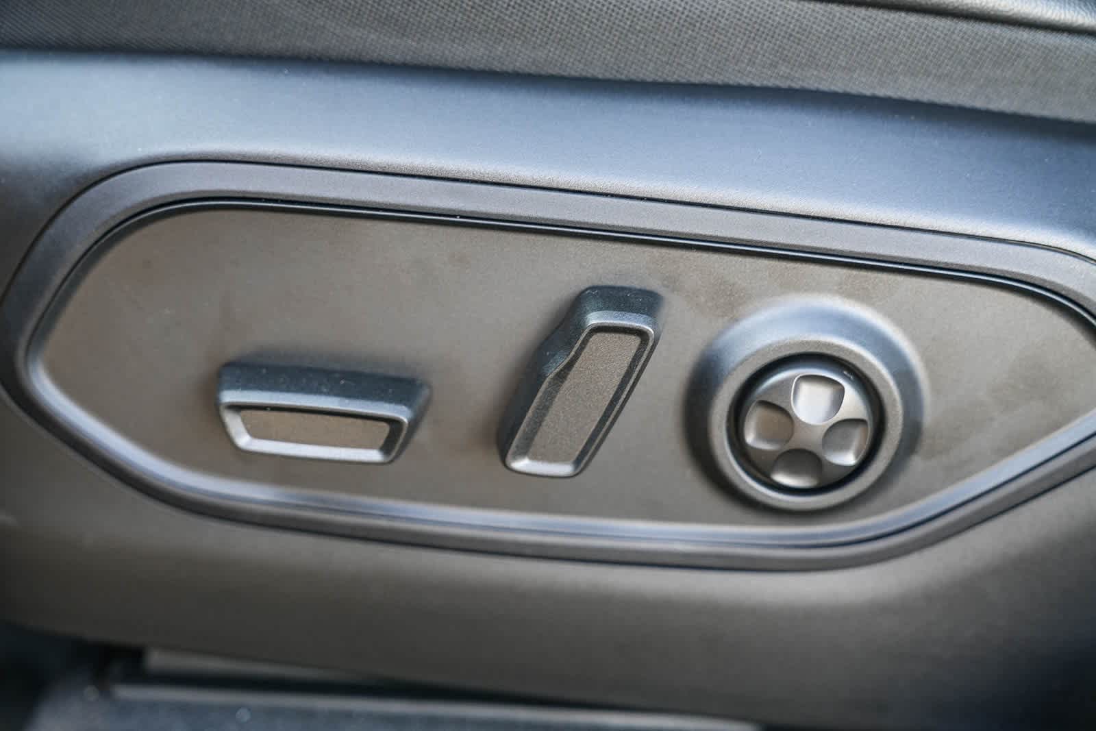 Thumbnail: 2025 Jeep Grand Cherokee L - 20