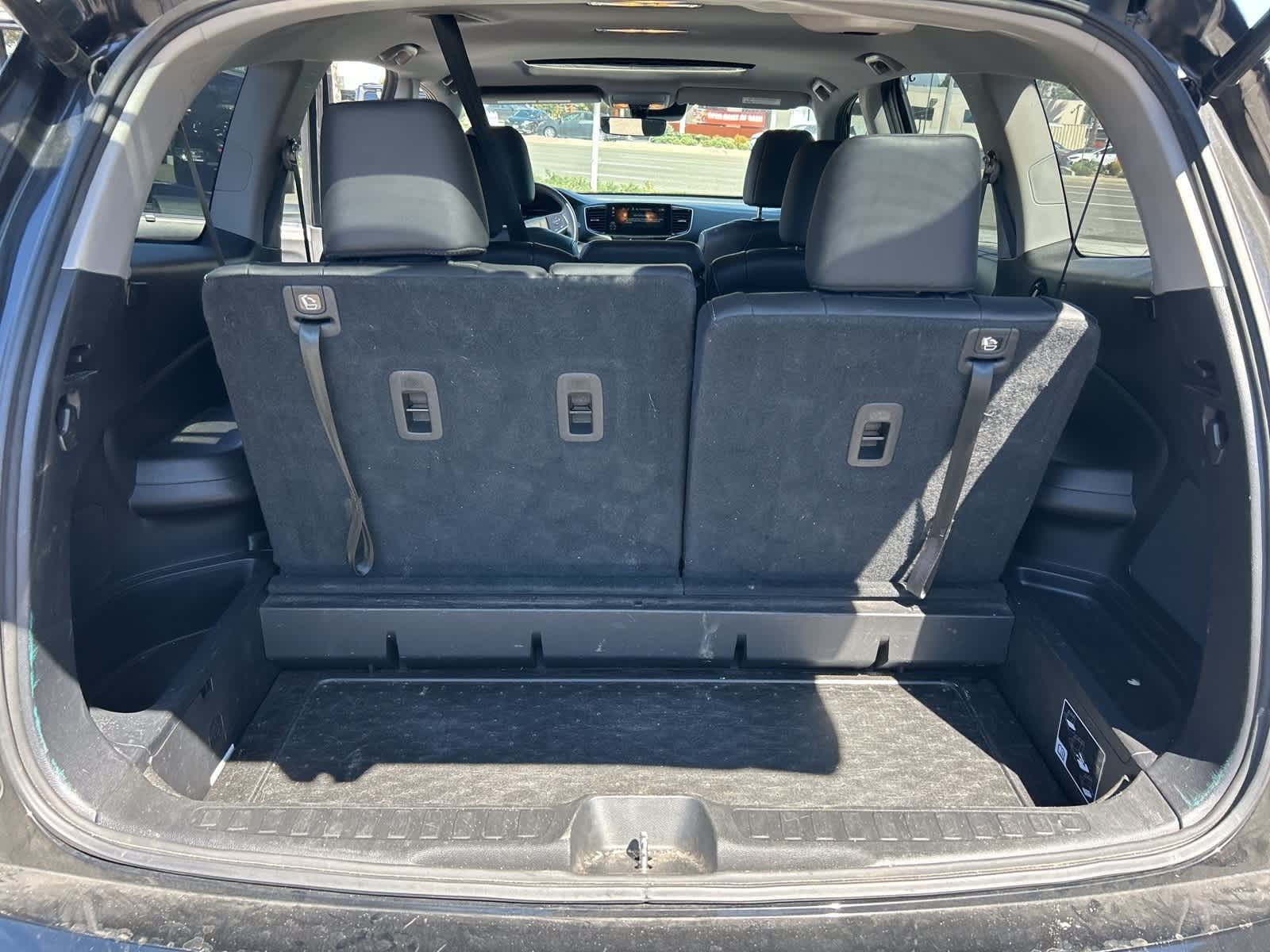 Thumbnail: 2019 Honda Pilot - 23