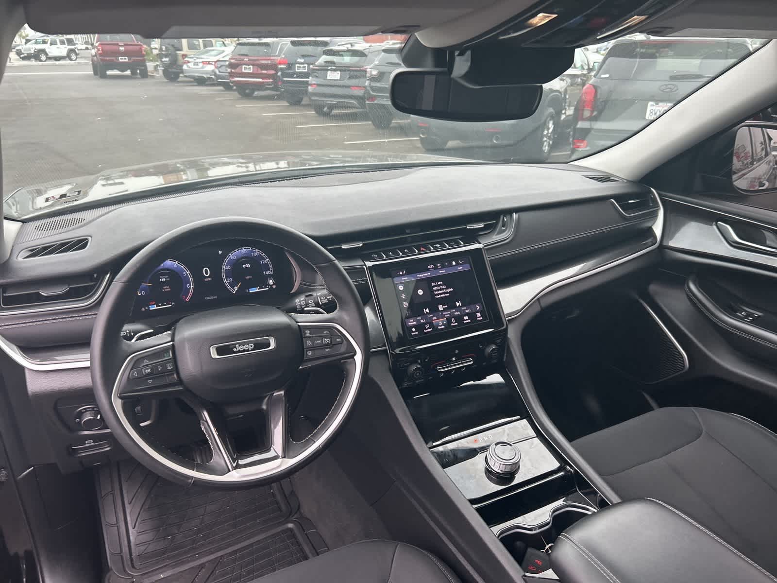 Thumbnail: 2022 Jeep Grand Cherokee - 34