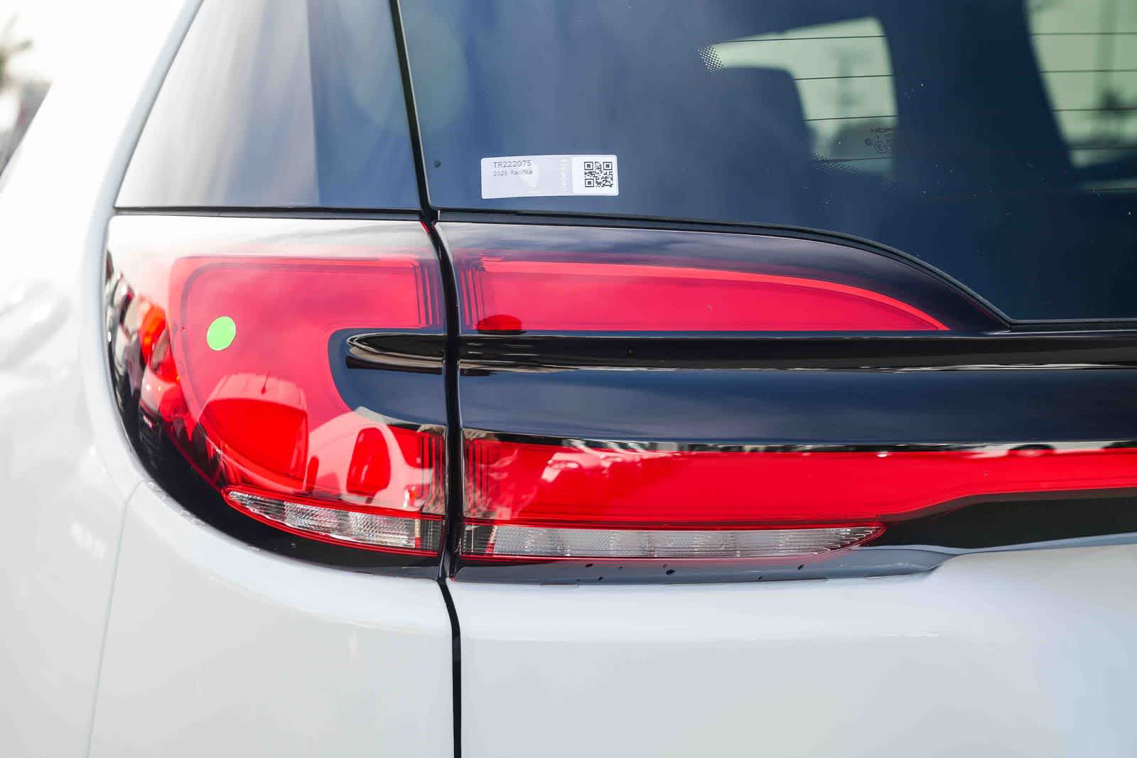 Thumbnail: 2026 Chrysler Pacifica - 7