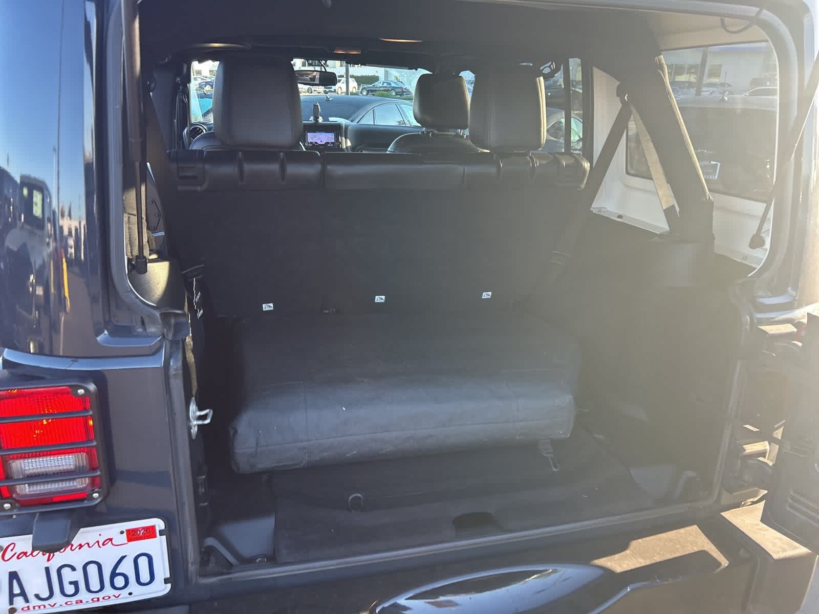 Thumbnail: 2018 Jeep Wrangler - 38