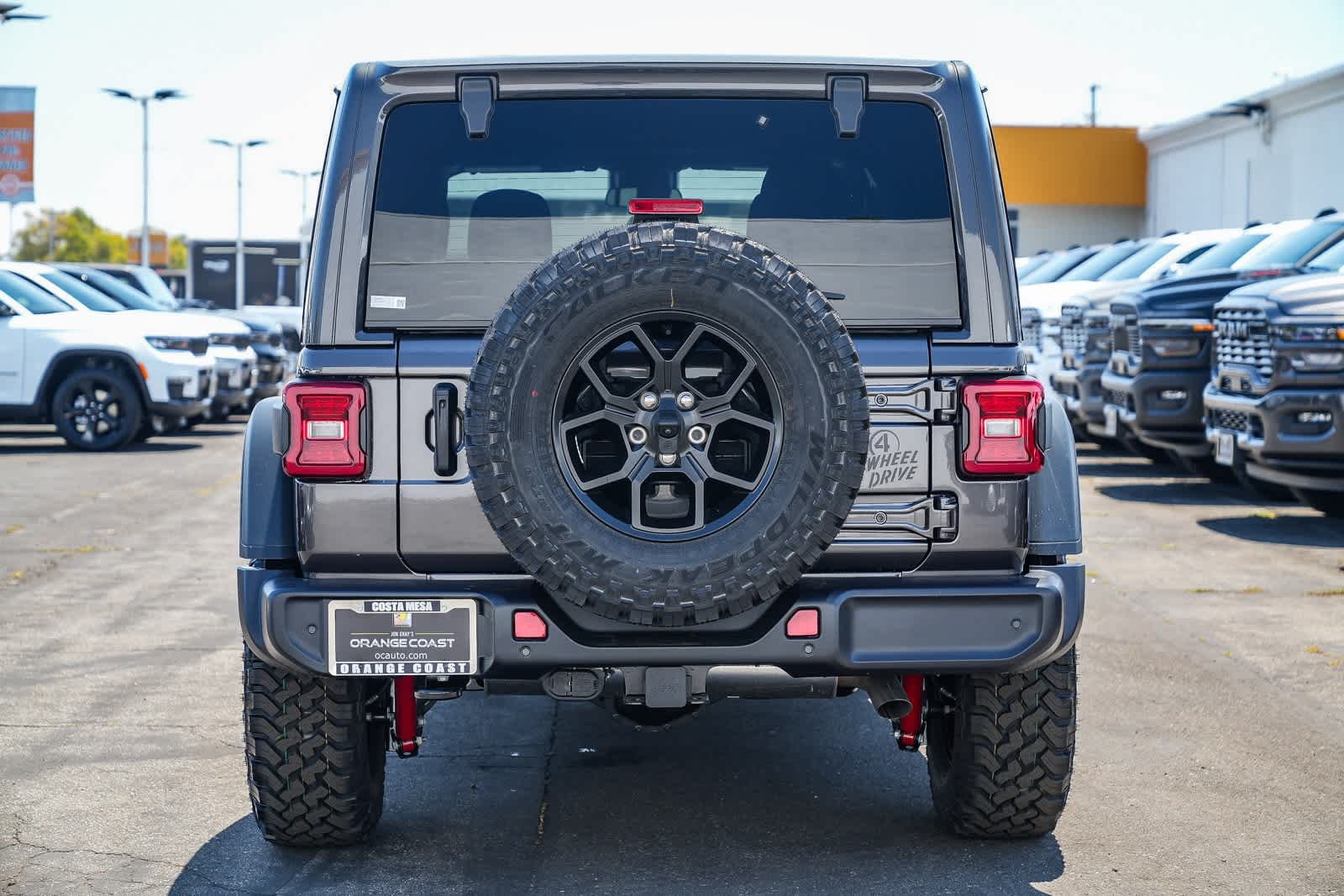 Thumbnail: 2025 Jeep Wrangler - 5