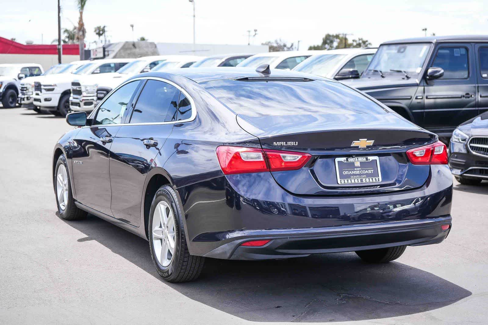 Thumbnail: 2023 Chevrolet Malibu - 8