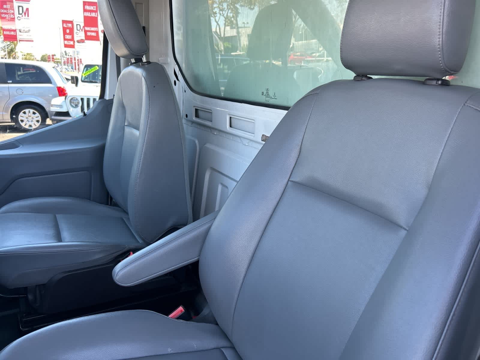 Thumbnail: 2019 Ford Transit Series - 34