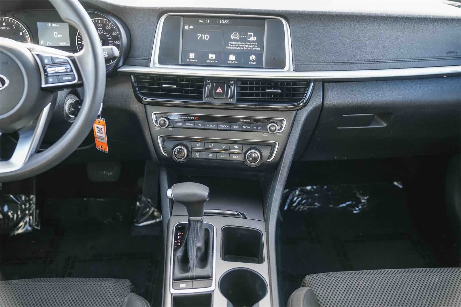 Thumbnail: 2020 Kia Optima - 11