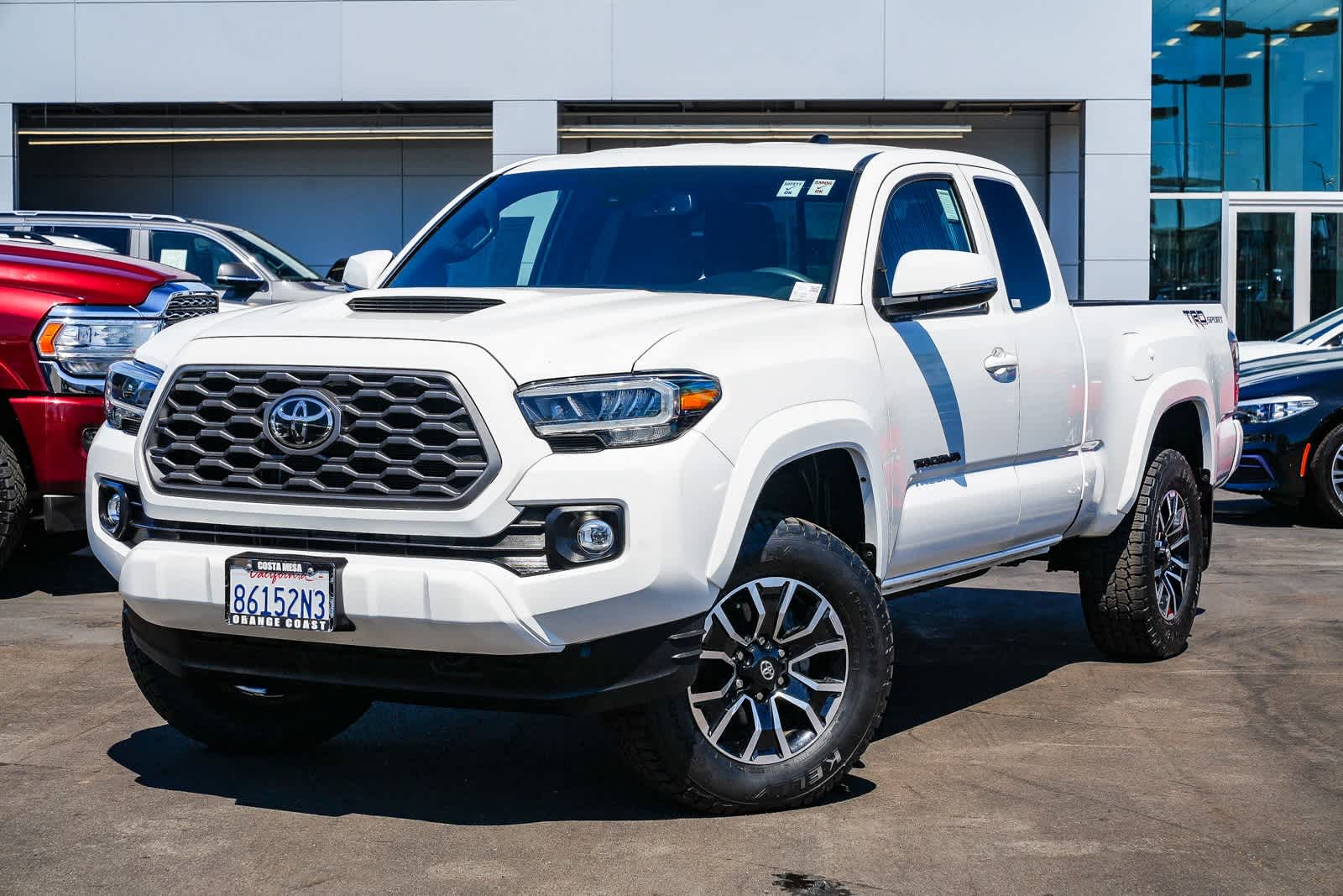Thumbnail: 2022 Toyota Tacoma - 1