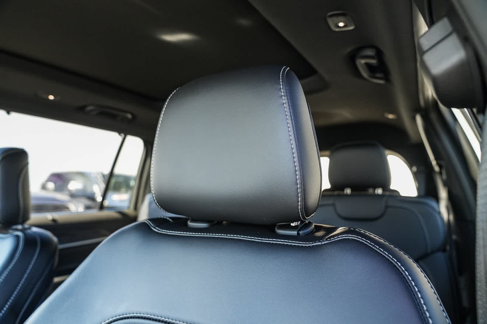 Thumbnail: 2025 Jeep Grand Cherokee L - 25