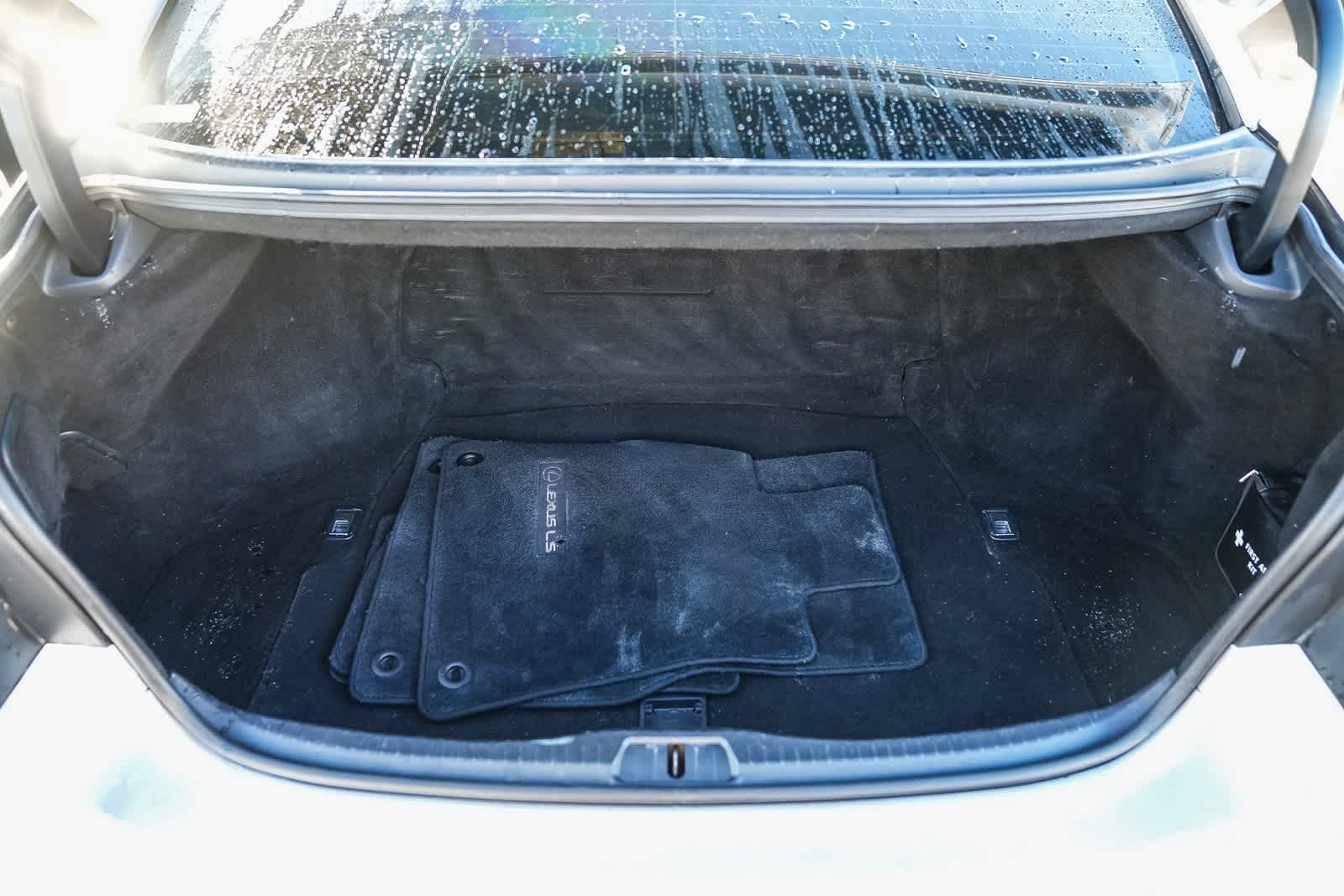 Thumbnail: 2013 Lexus LS - 24