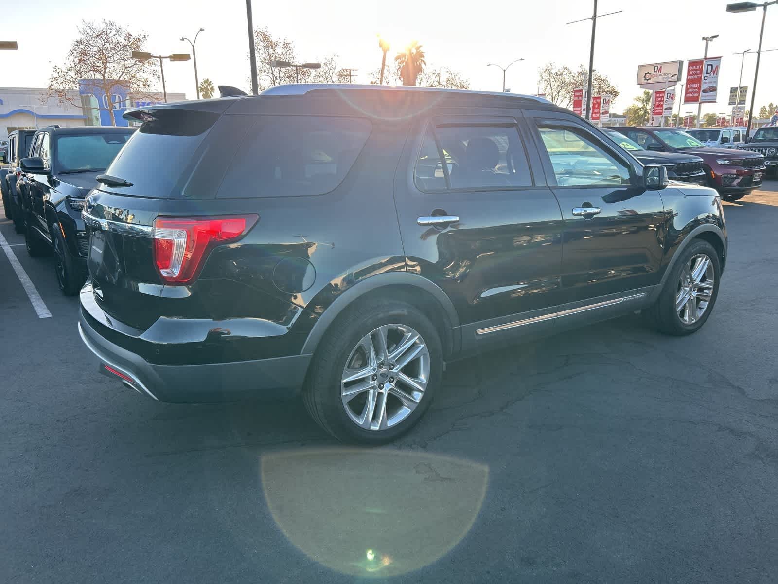 Thumbnail: 2017 Ford Explorer - 9