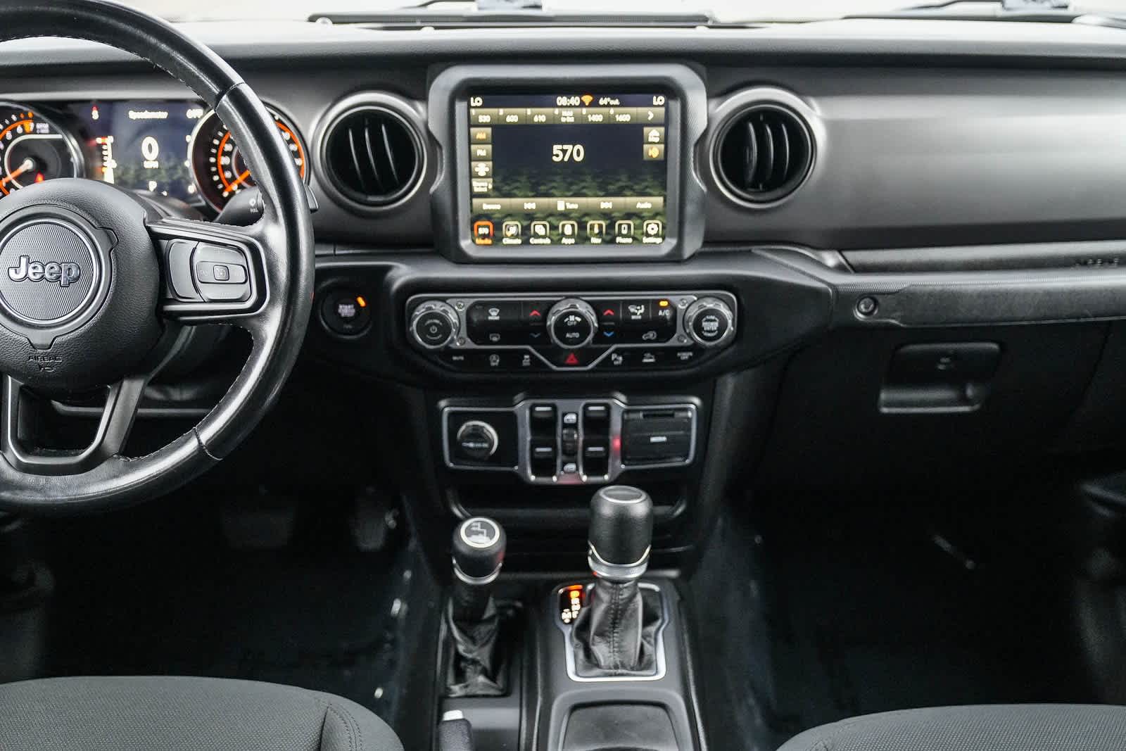 Thumbnail: 2021 Jeep Gladiator - 12