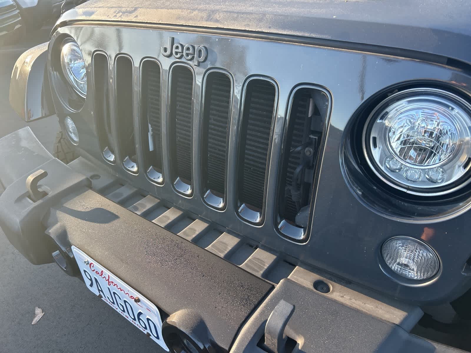 Thumbnail: 2018 Jeep Wrangler - 12